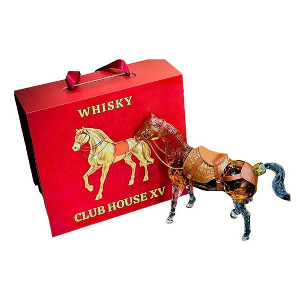 Rượu hình con ngựa thủy tinh Whisky Long Mã Đại Việt 1000ml
