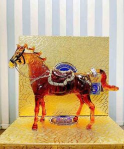 Chai rượu hình con ngựa Aura Brandy XO Pháp