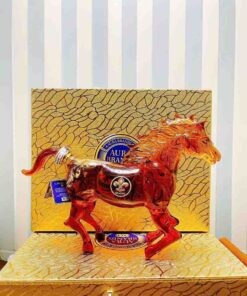 Rượu hình con ngựa Aura Brandy XO Mã Đáo Thành Công